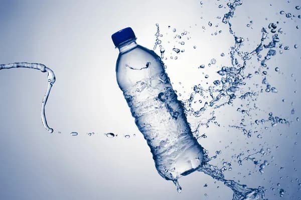 Agua Con Gas